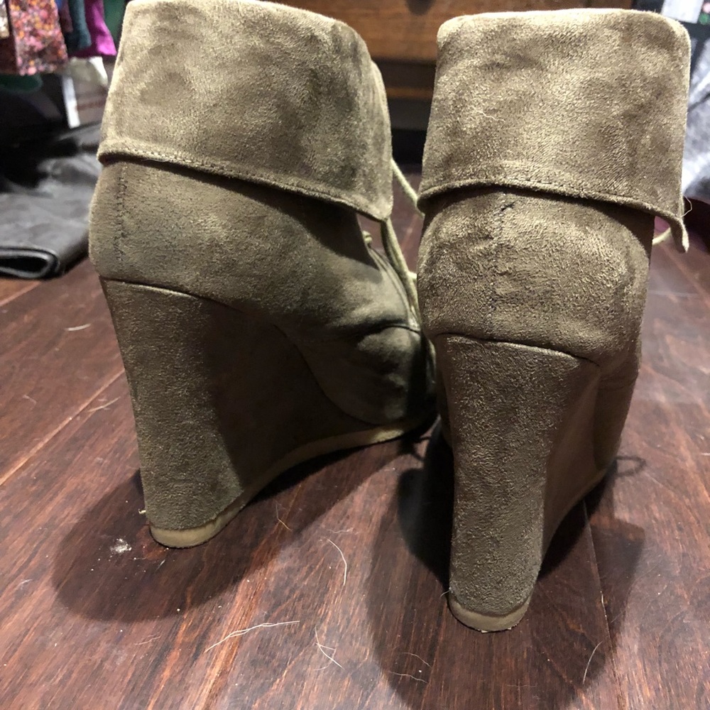 đź’‹Wedge booties - Picture 4 of 4